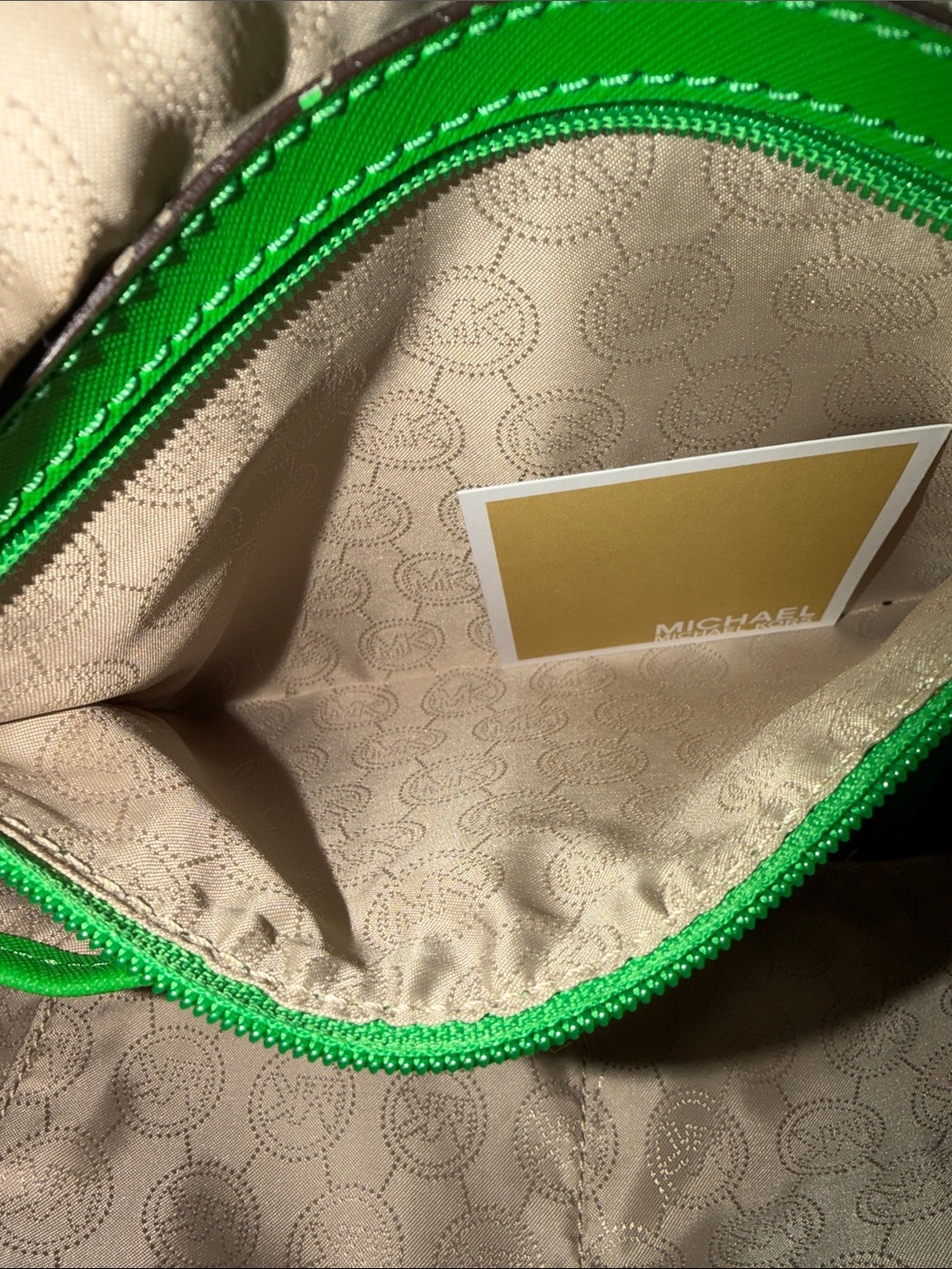 Michael Kors Hamilton Large Saffiano Leather Tote - Green - Picture 10 of 10